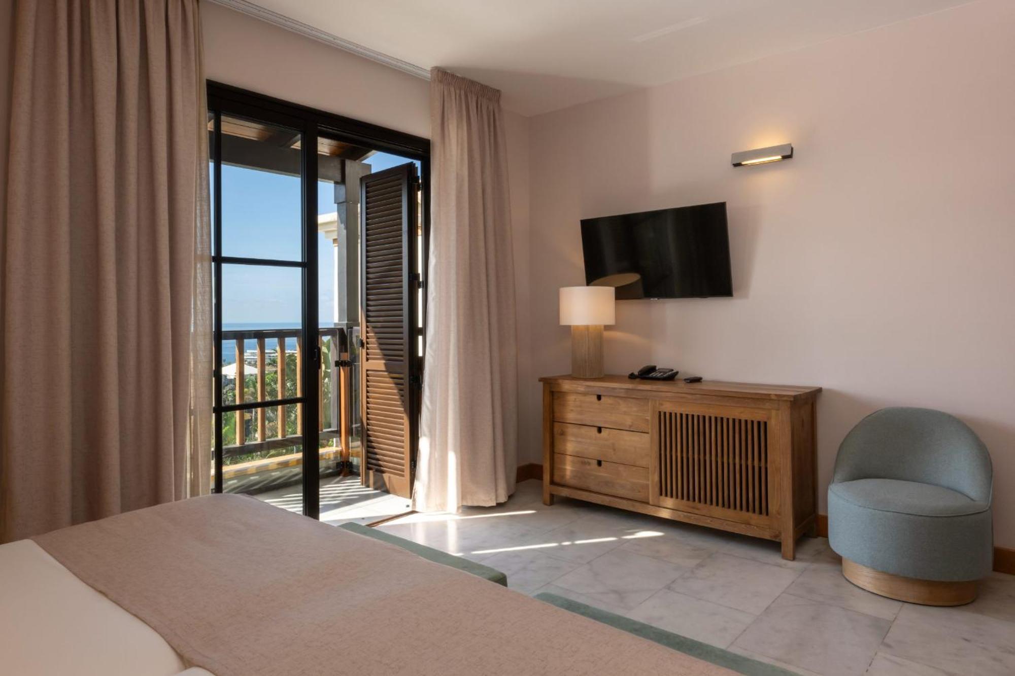 Hotel Suite Villa Maria Costa Adeje  Exteriör bild
